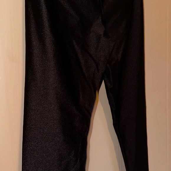 2 pairs of leggings - Picture 3 of 5